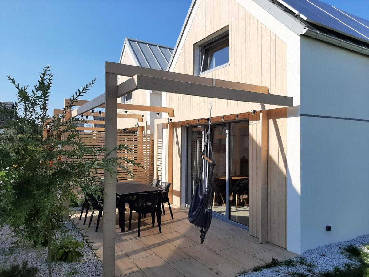 Wichrowe Domki Plus Wladyslawowo Exterior photo